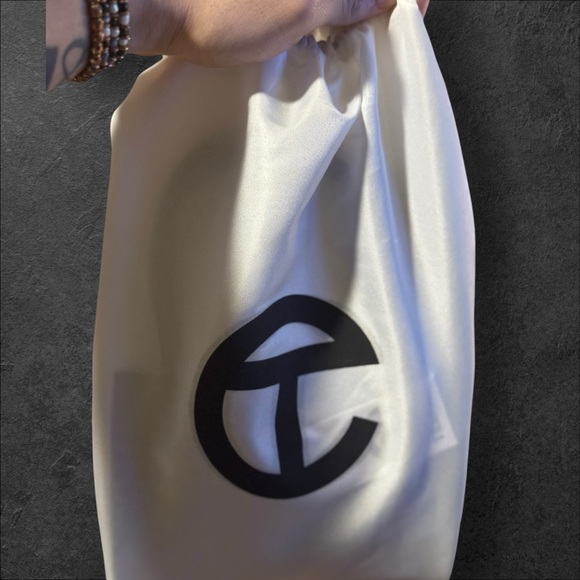 Telfar Small Shopper Tote Vegan Leather - Picture 6 of 6